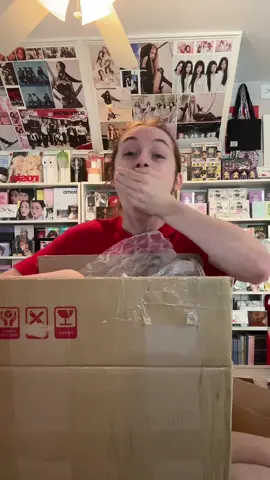 @COKODIVE US // Today I’m showing you guys the COKODIVE random boxxx, they are super cheap and have HUNDREDS OF ALBUMS! thank you so much cokodive!! #kpop #kpopfypシ #fypシ #cokodive #kpopfyp 