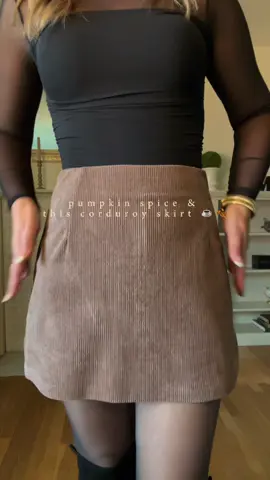 pumpkin spice, fall festivals and this corduroy skirt! 👨🏻‍🍳 💋 it’s corduroy but giving that look of suede. Shorts underneath and zipper in the back. You can style this so many ways with a sweater or blazer. Perfect fall wardrobe staple and so many colors. 🍂 #falloutfits #falloutfitideas #corduroy #skirtoutfits #fallfashiontrends 