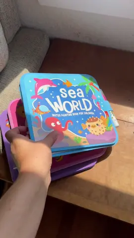 These water color books save us on long car rides! #toys #giftideas #kids 