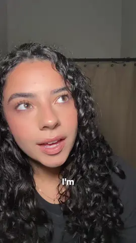 my skin has never looked or felt better. It’s so easy to take off my makeup using Neutrogena without stripping my skin. This helps me keep my skin moisturize and glowing. @Neutrogena #neutrogenagifted #skincare #glassskin 