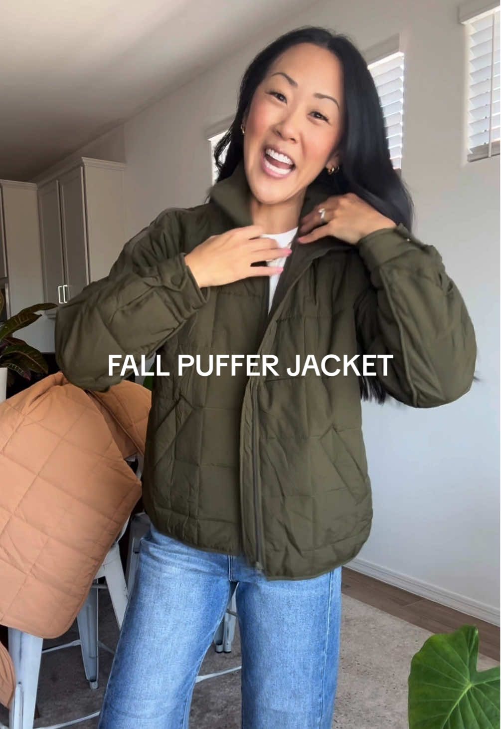 The PERFECT fall jacket!! Lightweight and great to layer! Many colors, sale and free shipping👏🏼#falljacket #jackets #falloutfits #creatorsearchinsights @Uaneo 