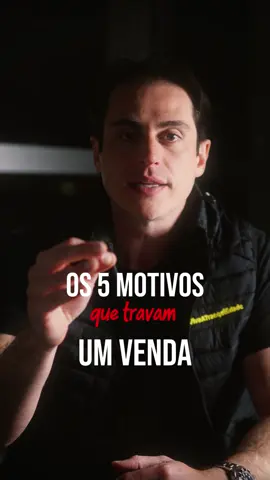 AS VENDAS NÃO TRAVAM POR ACASO! Existem 5 motivos que bloqueiam o “sim” do cliente e cada um deles tem uma chave certa para destravar. No vídeo de hoje eu mostro como transformar objeções em oportunidades e conduzir a negociação com clareza e confiança. Assista até o final e descubra como: - Gerar necessidade - Aumentar o valor percebido - Criar urgência real - Despertar desejo - Construir confiança. Porque vender não é pressionar. É  desbloquear! Dá o play, absorve e depois me conta: qual desses 5 pontos você mais precisa ajustar nas suas vendas hoje? #vendas  #dicadevenda  #altaperformance  #pedrofalci  #emivefranchising 