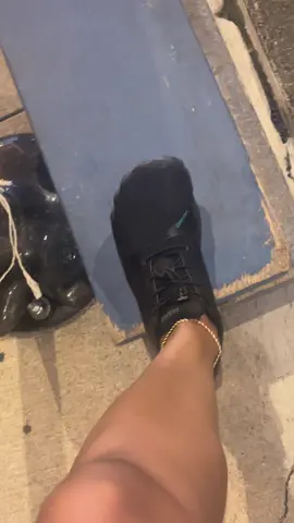 Honestly didn’t notice how good they felt until the end of the day and I realized I still had them on lol! I’ll have to try working out in them next😮‍💨✅  Lowkey reminds me of #yeezypods #sockshoes #toeshoes 