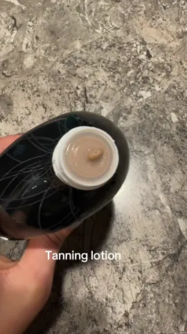 For the bronzer lovers. Smells so good too! #tanninglotion #tanningbed #bronzer 