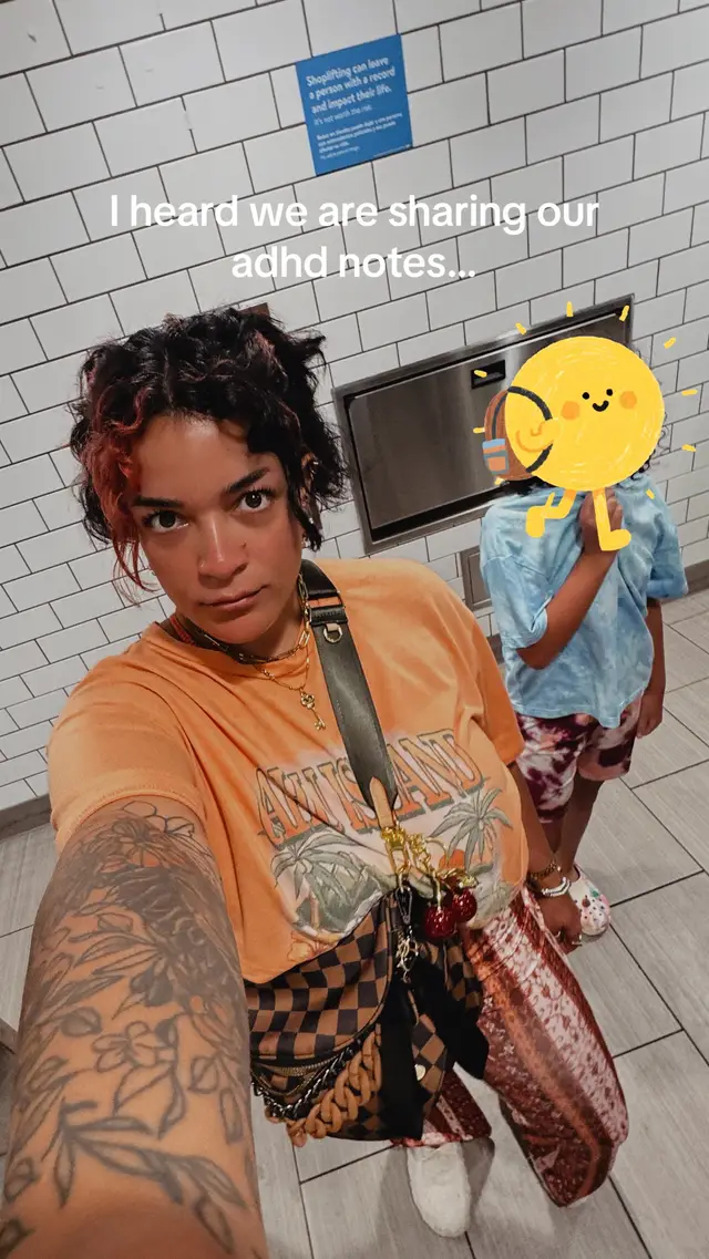 The randomness on my phone is insane. #adhdtiktok #adhdinwomen #neurodivergent #fypシ 