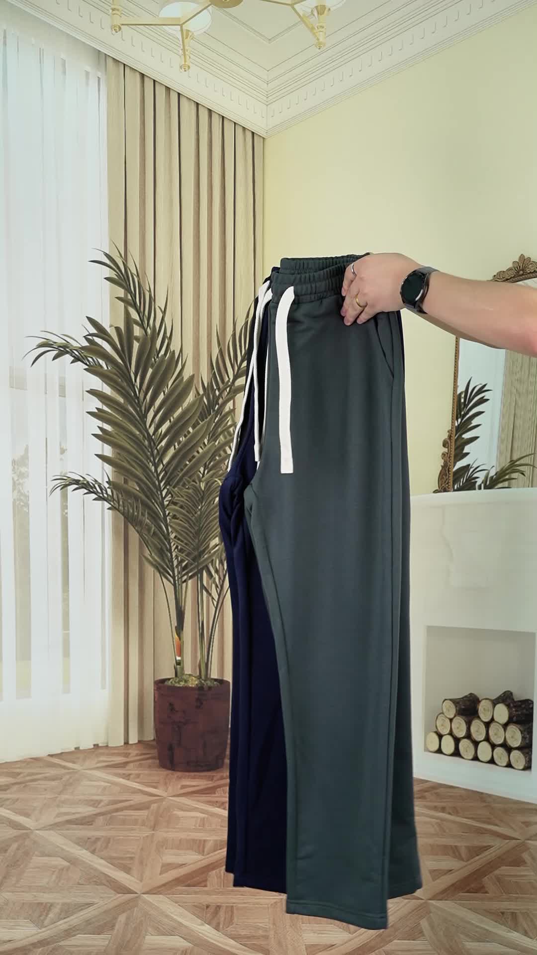 Men's Casual Loose Ankle Pants Vintage  Design Soft Material Comfortable for Outdoor Sports Versatile Streetwear Fashion Menswear #mensclothing #widelegpants #trousers #menspants #mensfashiontips #bluejeans #menpants #lowrisepants #widelegyogapants #pantsoutfitideas