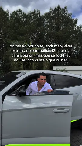 Custe o que custar 