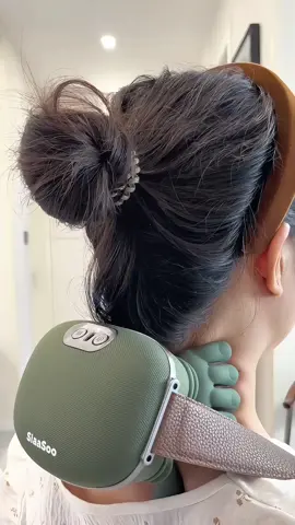 That’s so good !!!! This electric shoulder and neck massager is a great choice for Christmas gifts #goodthings #goodthing #coolgadgets #coolstuff #fyp #viral #foryoupage #gadgets #tiktok #product #shopping #gifts #relax #massager #massage #christmas #christmasgiftideas #massagerwithheat #neckmassager 