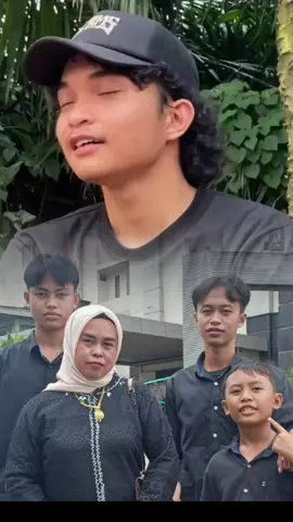 segala doa terbaik untuk ke3 anakq dimanapun kalian berada bahagia selalu 💗💗
