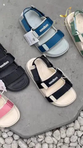 Sandal đi học #sandalnu #depnu #trinhleshopgiaydep #depnuthoitrang 