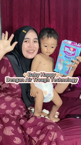 dimasa pertumbuhan anak yang semakin aktif , Aku pilih Pampers babyhappy untuk sikecil , dengan daya serap sampai 500 ml, Anti bocor dan elastis sehingga membuat anak tetap nyaman bermain , Apalagi sekarang baby happy sudah ada yang kemasan sachet , Sangat membantu kalo keuangan sedang menipis , Baby happy mom happy 🥰🥰  #babyhappybebasruam 