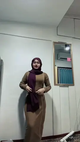 akun #intannuraeni24_  #fypシ゚viral🖤tiktok  #hijabstyle  #masukberandafyp 