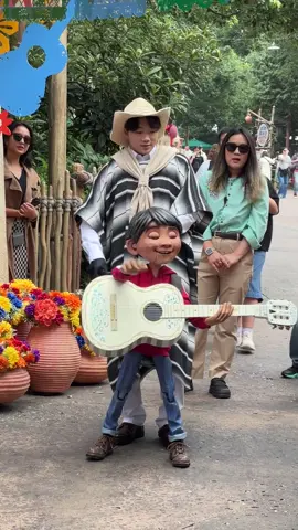 #disney #coco #pixar #mixco #disneyland #disneyworld #disneymovies #miko #miguel 