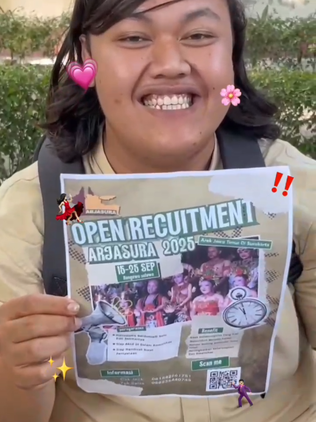*‼️GABUNG KOMUNITAS ARJASURA‼️* Halo rek !!! yaopo kabare ?? tak dongakno apik kabeh. Gawe koen, peno, riko, umak, be'en, sampean, awakmu, koe, wis pokoke kabeh Mahasiswa Surakarta sing kepingin sinau utowo kenal luweh jeru ambek kesenian karo kebudayaan Jawa Timur isok langsung join nang Komunitas ARJASURA !!!   Nang kene awakmu isok sinau perkoro karya seni rupa, fotografi, videografi, seni tari, drama, musik sampek nang kebudayaan sing dadi khas e Jawa Timur. Wes pokoke akeh poll !!! Kabeh isok gabung, ayo melok melestarikan Budaya Jawa Timuran karo awak dewe! 📅 [15- 25 September  2025] 📌 [ IG : @arjasurasolo, TT & YT : @arjasurachannel] Daftar sekarang dengan scan barcode atau mengisi form di bawah ini! https://docs.google.com/forms/d/e/1FAIpQLSddc2A2lLK7-OFNT59kD0zjUjtSy74T0D7u5KRAAIWJHd4ojA/viewform?usp=header GASSS BERYANGKATTT‼️🔥 #arjasura #arekjawatimurdisurakarta #isisurakarta #solo #solo24jam #surakarta #fyp 