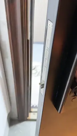 🧹 Easy-Clean, Non-Slip, Country-Style Mat 🌿 🌿 Country-style design for a warm, aesthetic touch 🛡️ Leather-like surface: wear & scratch-resistant 🧼 Quick clean—just wipe or mop when dirty 🧲 Non-slip rubber backing for safety & stability 📏 Customizable sizes to fit any entryway #HomeDecor #EntrywayGoals #FloorMat #CozyHome #Shorts