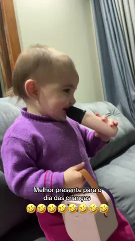 Esse microfone é muito bom sério 🤣🤣🤣🤣 