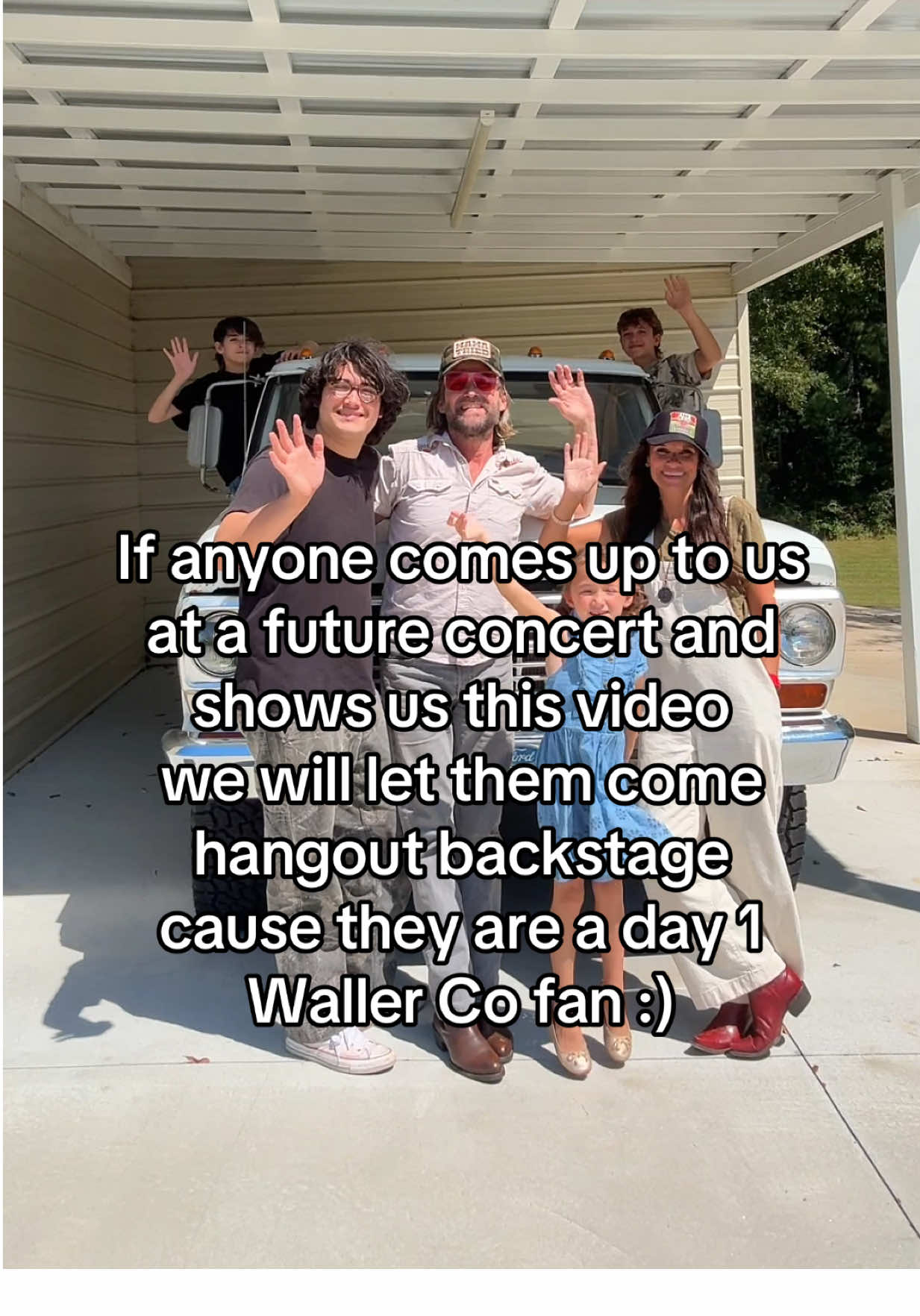 Welcome to our fam!! We’re Waller Co and this is our song called Sing My Way! Let us know where you’re watching from! 🫶🏼☺️ #christianmusic #christianworship 