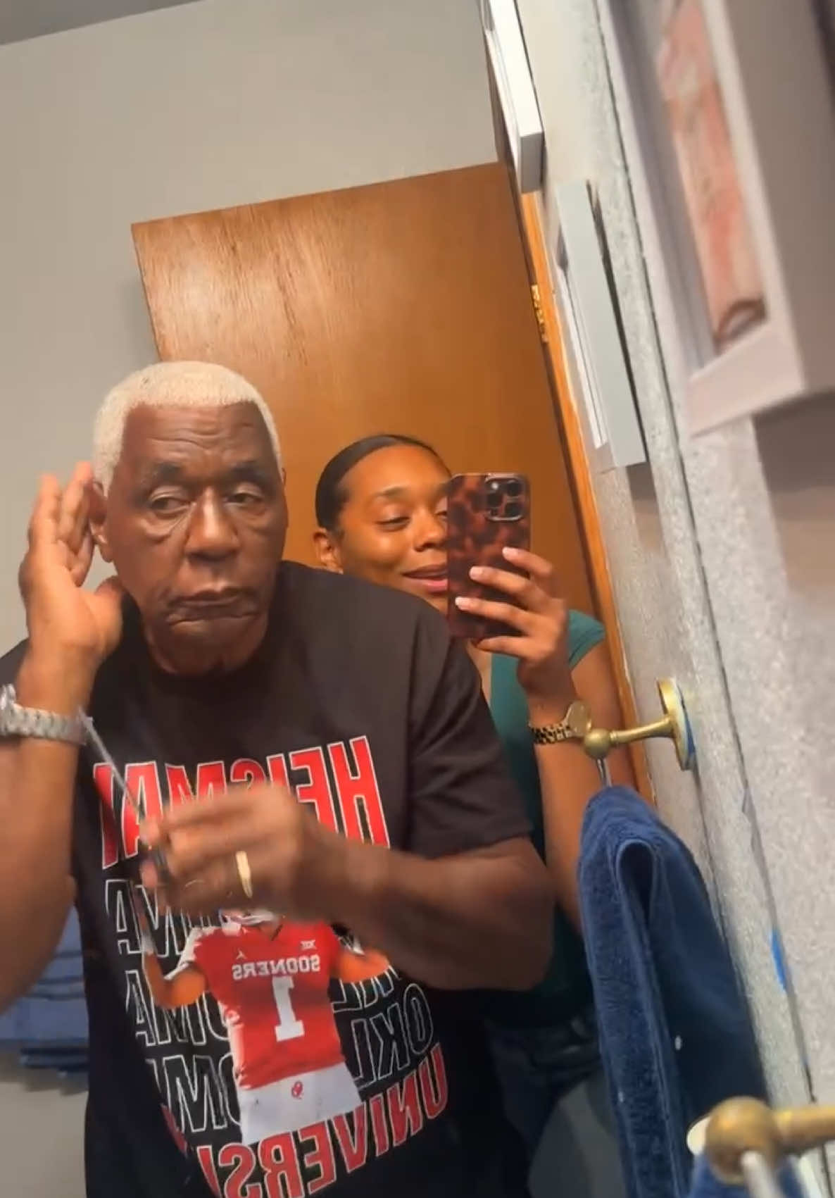 My papa said no hairs outta place round here 😭😭