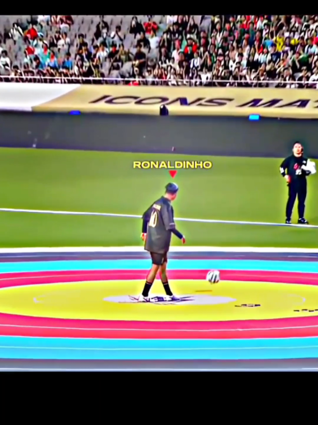 #ronaldinho_skills #best ⚽🔥 #foryou #foryoupage sbsourov11 #bdtiktokofficial 