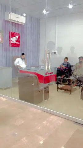 #Khawaja_Honda_Center @Khawaja_awais_007 @JuNaiD BalOcH 