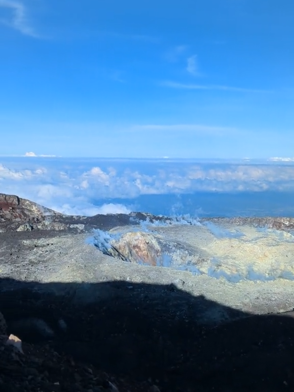 Atap Jateng 15 September 2025 Mt Slamet via Dipajaya #slametmountain #slametviadipajaya #slamet3428mdpl #fyp 