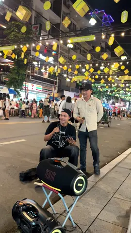 ច្រៀងលេងៗ​ ទាវមកមែនទែន😂 @Zealot096_999_2834 @High Quality @puthea.thoeun3 #tiktok #fyp #tiktokviral #cambodia🇰🇭 