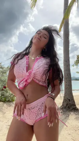 🌴