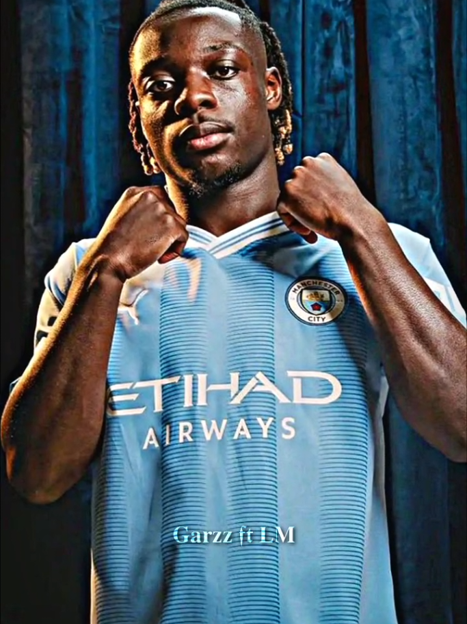 percaya gak percaya, ni org kalo megang bola ga bakal kerebut😹😜 #doku #manchestercity #fypシ 