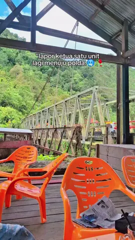 buat lekk ku selalu waspada dalam berkerja🥀😇#pejuangrupiah #operator_excavator #hitachi 