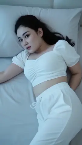Sedih bestie