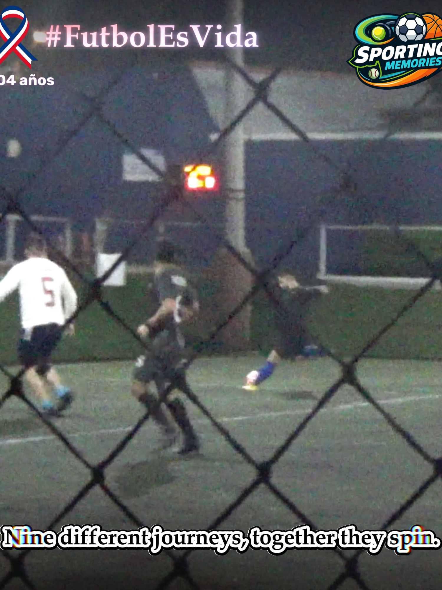 ⚽🔥 En la cancha no solo jugamos… ¡encendemos unión, pasión y vida! Hoy celebramos amistades, recuerdos y 204 años de independencia. 🇨🇷 🎥 #SportingMemories #EstiloSM ✨ Recordar es volver a vivir. #FutbolEsVida, #RecuerdosQueInspiran, #UnidosPorElDeporte, #PasiónEnLaCancha, #IndependenciaCR, #CostaRica204
