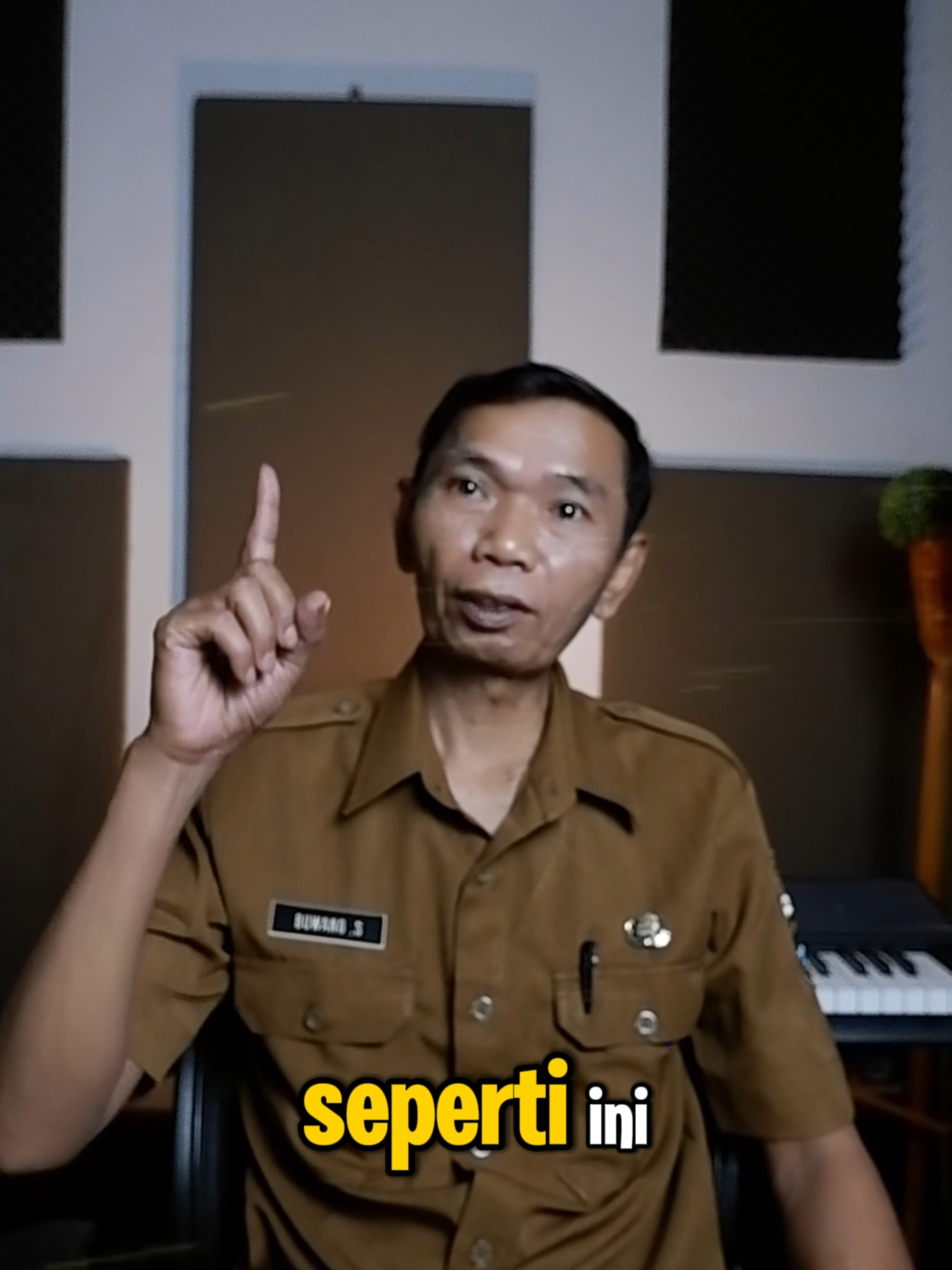 Kini usaha kecil menengah Sitirejo bisa tampil di YouTube Desa & media digital GRATIS 🎥✨ Tim KIM siap datang langsung ke lokasi usahamu untuk peliputan. 📲 Daftarkan UMKM kamu sekarang di 0897-7492-942 Ayo tunjukkan kalau UMKM Sitirejo bisa bersaing nasional bahkan internasional! 🌍🔥 #UMKMSitirejo #UMKMGoNasional #UMKMNaikKelas #UMKMGoDigital #DesaDigital #UMKMMaju #UMKMIndonesia #UMKMSitirejoMaju #ForYou #FYP