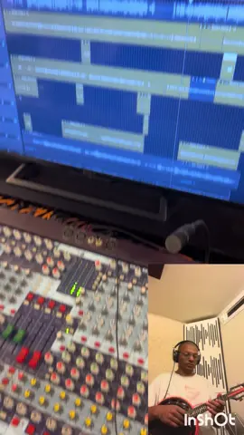 Hoje rolou aquela gravina, onde pude contribuir com meu cavaquinho e meu banjo 🎵✅