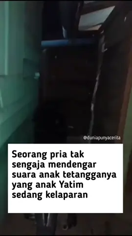 Seorang pria tak sengaja mendengar suara anak tetangganya yang anak Yatim sedang kelaparan, yang ternyata dia gak diberi makan sama ibunya yang diketahui ternyata ibunya sedang pergi keluar Bersama teman-temannya, pria ini pun ajak anak tetangganya untuk makan di luar. Terimakasih orang baik🥲♥️ 🎬/irol_omanto