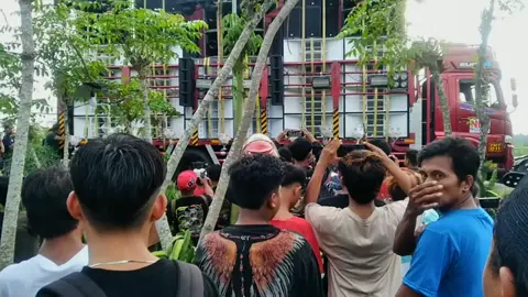 Pesona N G O S E X mode Tempur🔥🤘🏻@nanda_audiojember @wong_marem  #ngosexaudiojember  #nandaaudiojember  #fyppppppppppppppppppppppp  #sumbersewusoundofficial  #soundviral #areketanlapangan #soundsystemjawatimur #fypシ゚ #jayusngosek #sumbersewu2024 