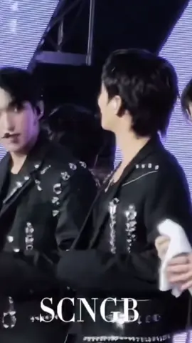 Ang haharot  😭🫣😩😩😩 #kyeomshu #seoksoo #dk #joshua #seventeen #svt #carat #kpop #fyp #kyeomshuist #seoksooisreal 