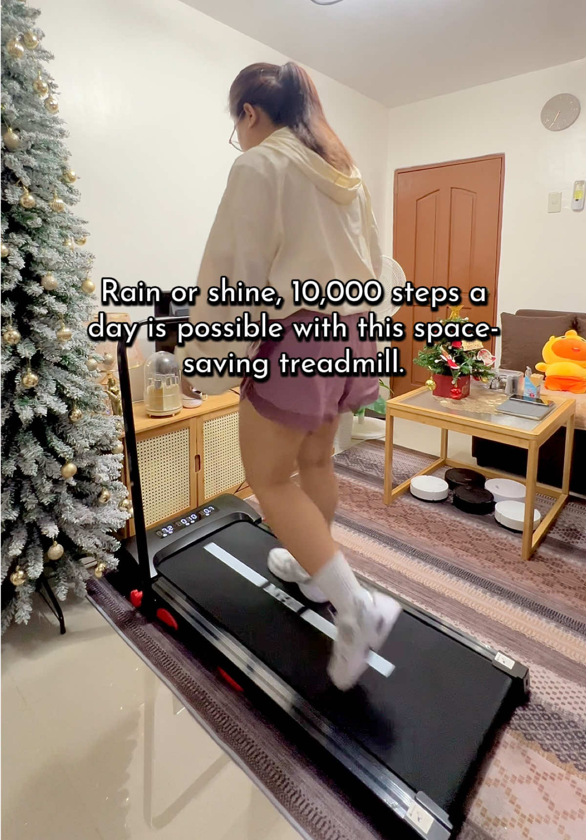 No excuses! 10,000 steps a day — kaya na at home with this electric treadmill! 🏃‍♀️💨 #treadmill #walkingpad #walkingpadathome #treadmillworkout #10ksteps @HIVE Mall 