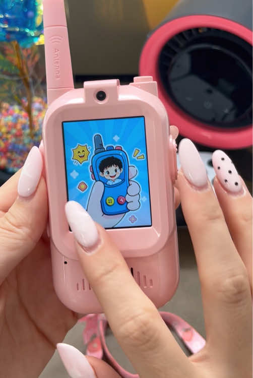 How cool! I wish I had these as a kid. Keep kids entertained indoors or outdoors with these fun walkie talkies! Easy push-to-talk design, decently long range, and hours of adventure. Perfect for siblings and friends! #KidsToys #PlaytimeFun #OutdoorAdventures #SiblingGoals #TikTokMadeMeBuyIt