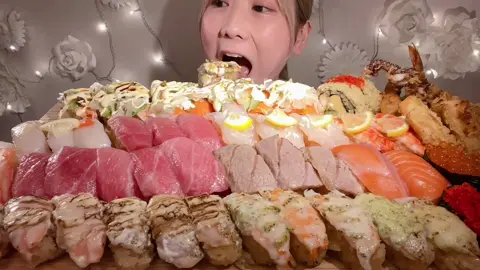 スシローのお寿司🍣 Sushi from Sushiro🍣 #tiktokasmr #mukbang 