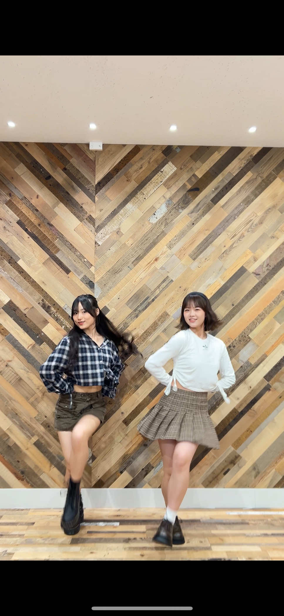 ″Lucky²感謝Week″2日目は#キミすき❤️ #Lucky2 #Lucky2_ダンスWeek #Lucky2感謝Week  #佐藤栞奈 #佐藤妃希 