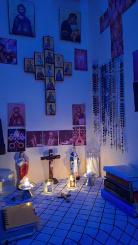 salah satu lagu fav saat komuni🥹🤍 #rosario #catolicos #altarmini #katolikku_keren #katolikindonesia #apostolicos #karlossimbolon #romania #vatikan #omk #katolik #fyp #fypシ 
