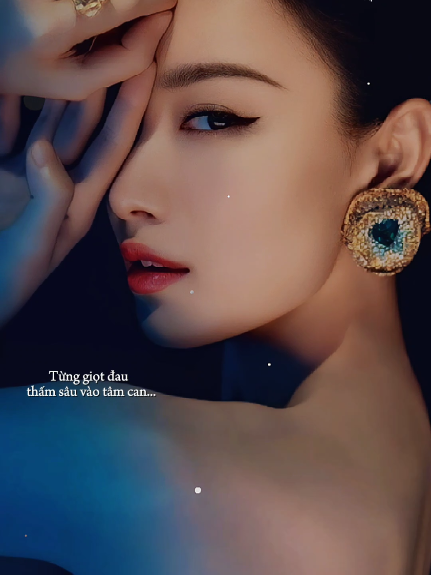 Em như sương tan biến trong đêm lạnh còn anh đây trong cõi tan tành.... [ Tình Đầu Tan Trong Mưa ] #tinhdautantrongmua  #nhacbuontamtrang  #tramcamxuc💔  #maucapcut  #gocphoamnhac1991 