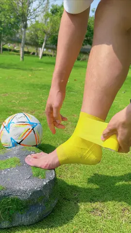 Sports elastic non-slip sports pressure bandage breathable self-adhesive protection ankle knee soccer basketball#sports #football #sportsprotection #Soccer #sportstiktok #basketball 