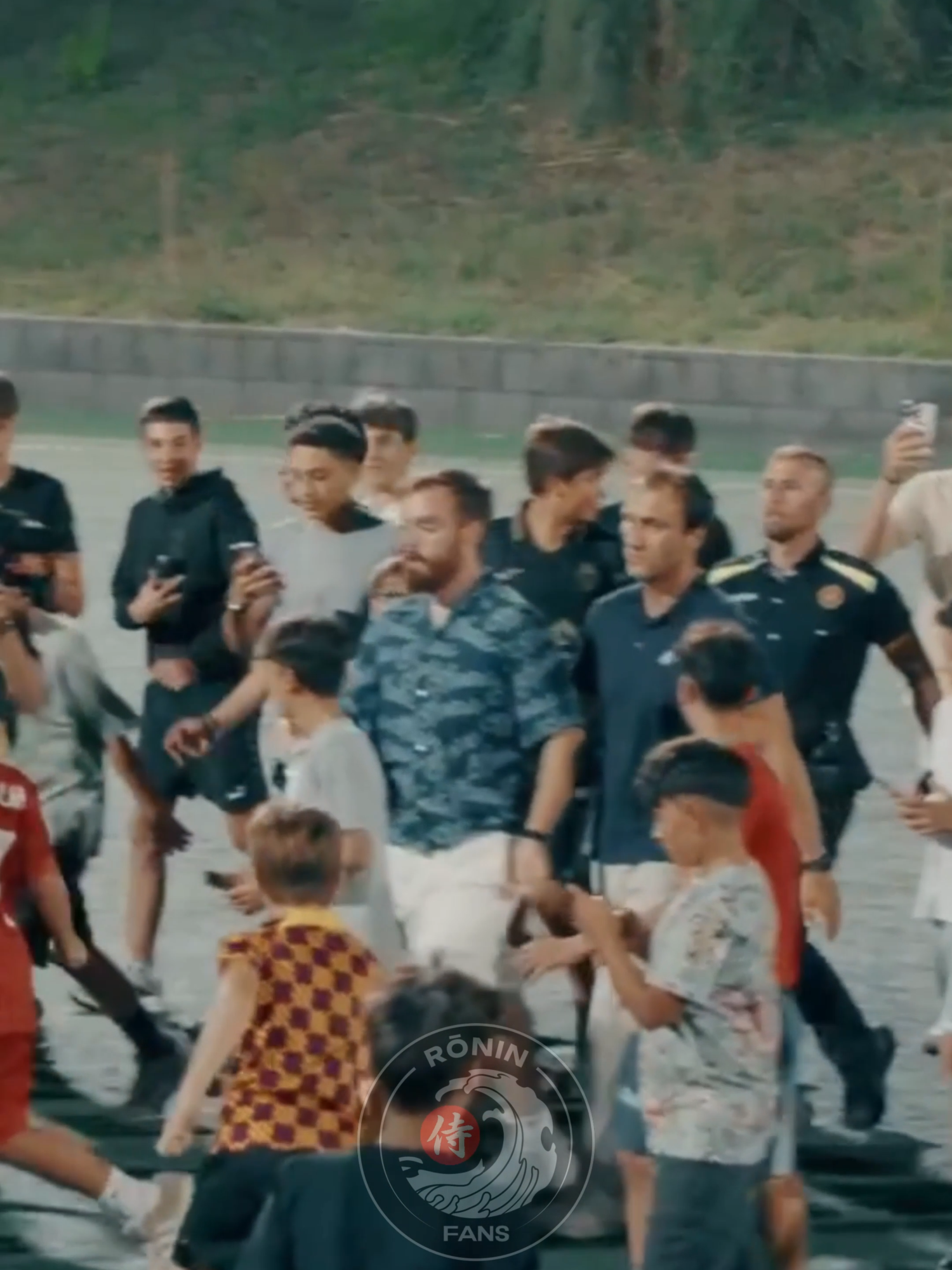 Ibai sale corriendo en Llavaneres | #Ronin #RoninFC #Ibai #Futbol