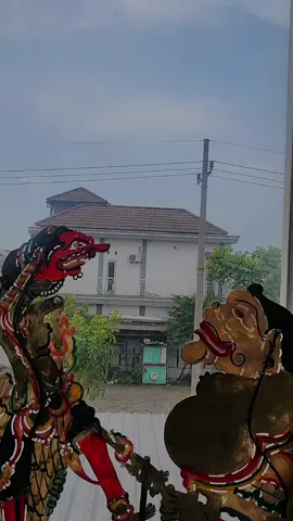 ....... - noto ati ben urip.e mukti ... - noto jiwo ben ora kuciwo ... - noto rogo ben ora loro ... - noto ilat ben ora kualat ... - noto roso ben ora ciloko ... - noto polah ben ora salah... - noto duit ben urip.e ora sulit.... ...... #quote #jawapride #story #ngajiroso #ngaji 