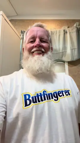 And yes, they were paying attention! It was awesome watching people’s expression go from “meh” to “omg” when they realized it didn’t say butterfinger lmao #dadjokes #funwithwifey #funwithkids 