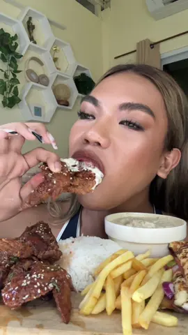Chicken wings mukbang🍗 #mukbang #wings #food 