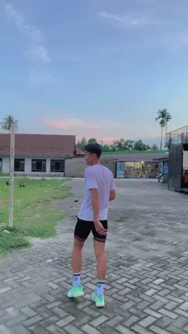 tutor buat tren ini?🙃
