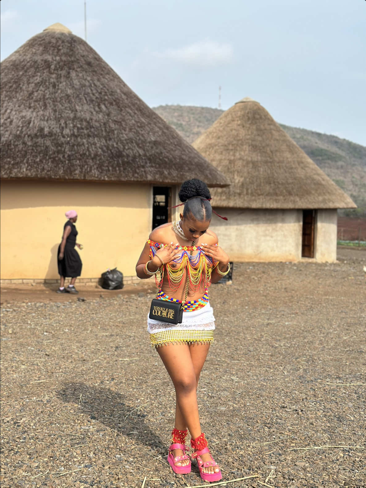Last dance it was fun , emotional and toxic bakithi kodwa ngibongile ngethuba niqhubeke niziphathe kahle bodade ningayeki 🙏🏼. Mina sengikhetha ukuhlala phansi my mental health comes first kodwa emaCampini ngzolokhe ngiqhamuka nakhona mangizizwe ngithanda futhi sharp 👌  #fyp #tiktok #viral 