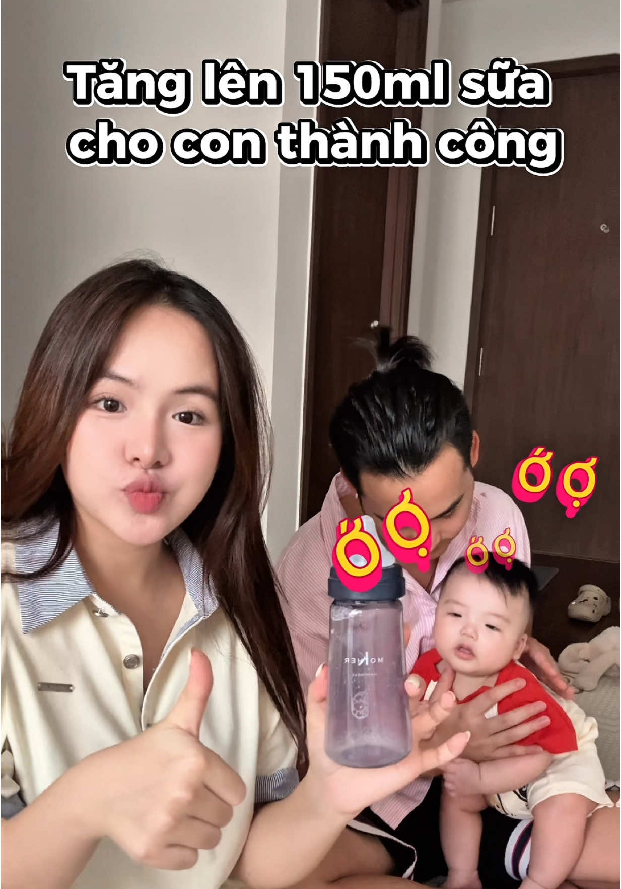 Em bé 3th tuổi ti 150ml mỗi cữ . Mời các mom tiếp ạ ...